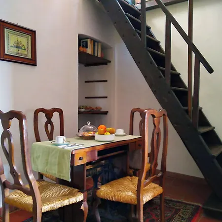 Palazzo Ninci Alojamento de Acomodação e Pequeno-almoço Civitella in Val di Chiana