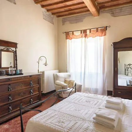 Alojamento de Acomodação e Pequeno-almoço Palazzo Ninci 3*